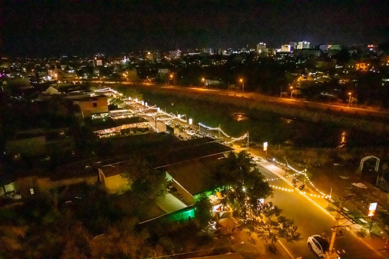 פלייקו La Mia Lakeview Hotel מראה חיצוני תמונה